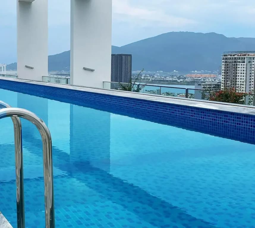 Centre Point Danang Hotel & Residence - photo 17