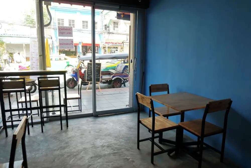 BTS Khaosan Hostel - photo 7