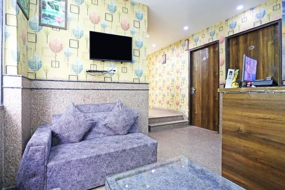 Hotel Broadway - photo 1