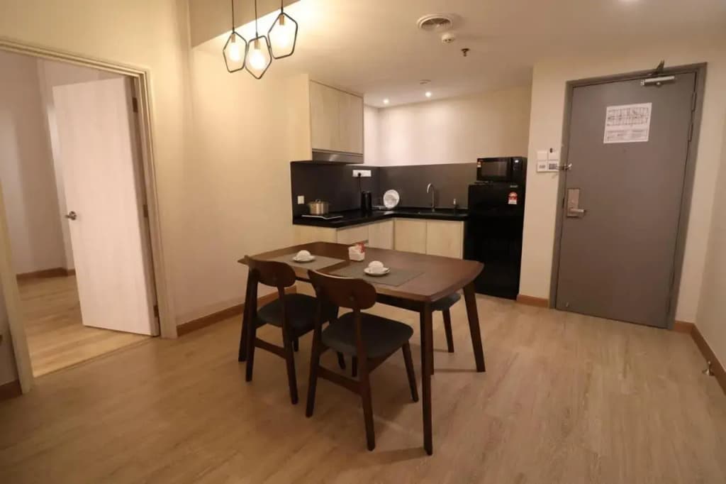 Crown Regency Serviced Suites - photo 25