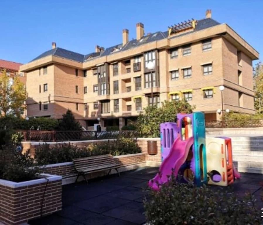 Apartment With 3 Bedrooms in Madrid, With Shared Pool - photo 1
