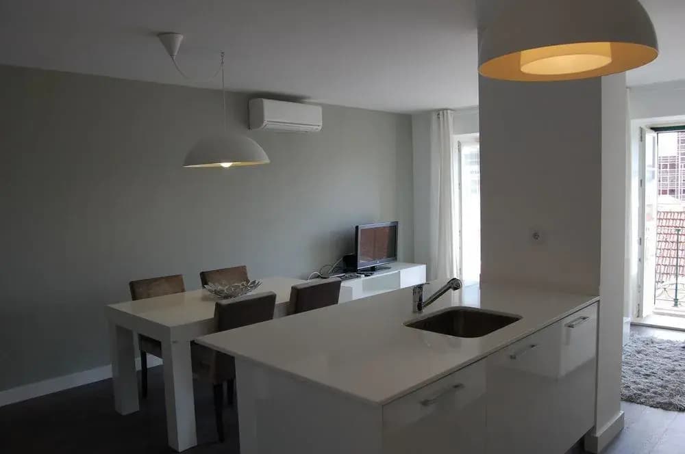 Wallis Apartments - photo 15