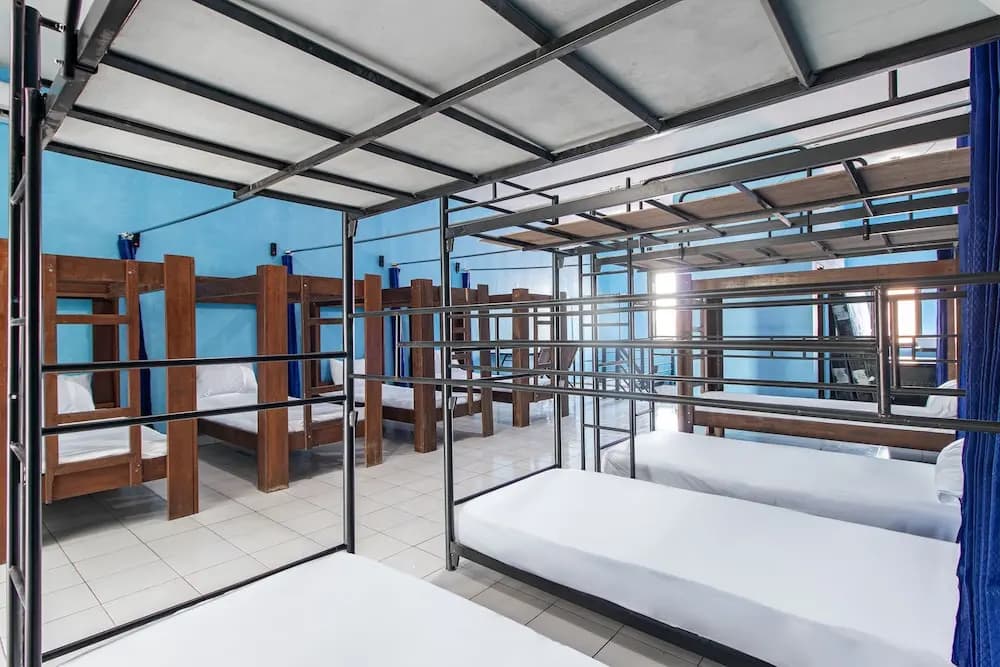OYO 93433 Bunk Bed Bali - photo 14