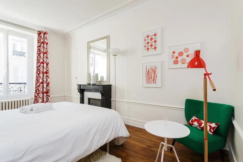 River Seine - Notre Dame Apartment - photo 9