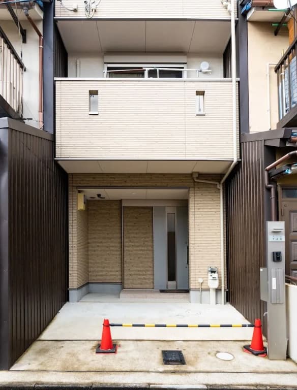 Karan Nijo South - main photo