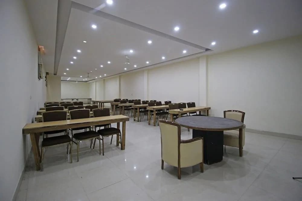 OYO 9011 Hotel Lohmod - photo 18