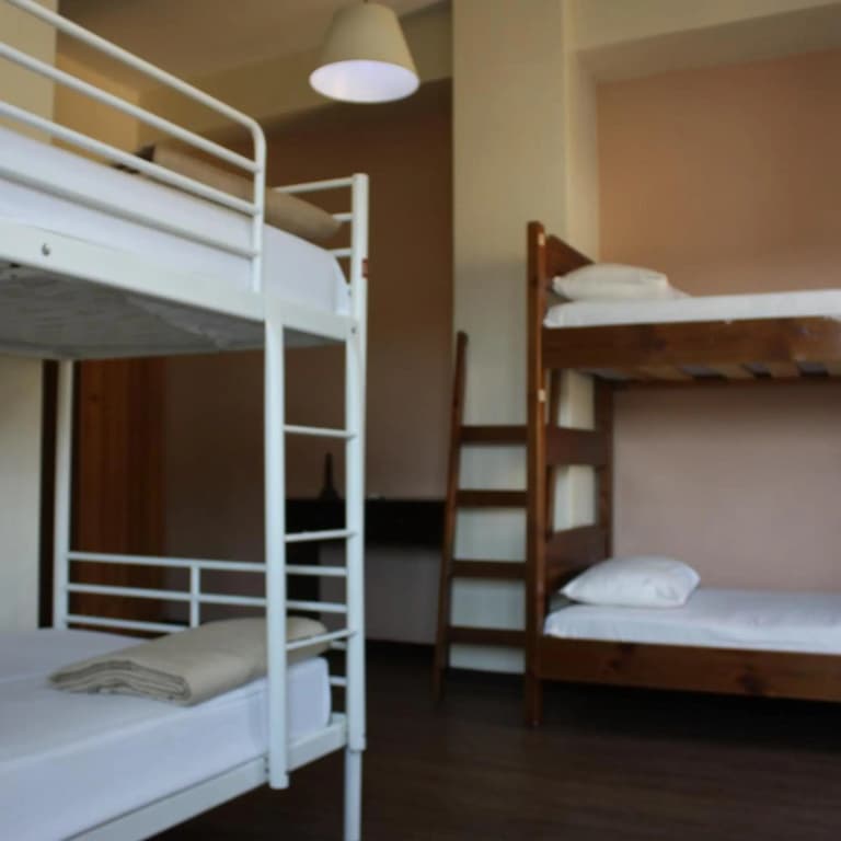 Pella Inn Hostel - photo 28