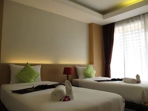 The Banana Leaf Hotel - photo 6