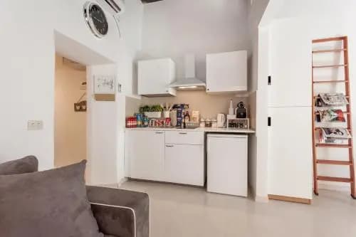 Loft by the Ghetto - photo 5