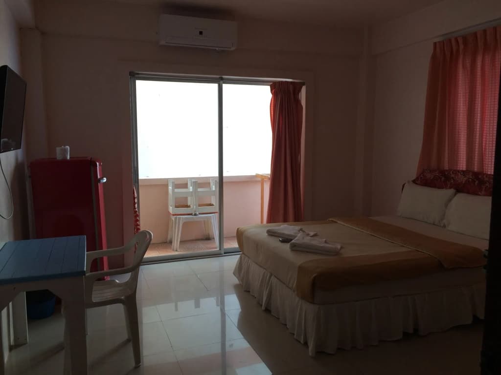 Wilai Guesthouse - photo 2