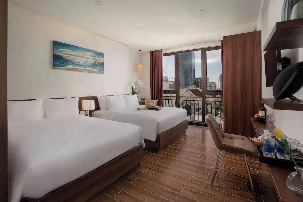 Dragon View Riverfront Hotel by Haviland - photo 2