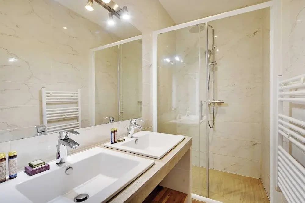 Refreshing Apartment - 2br/6p - Bastille - photo 7