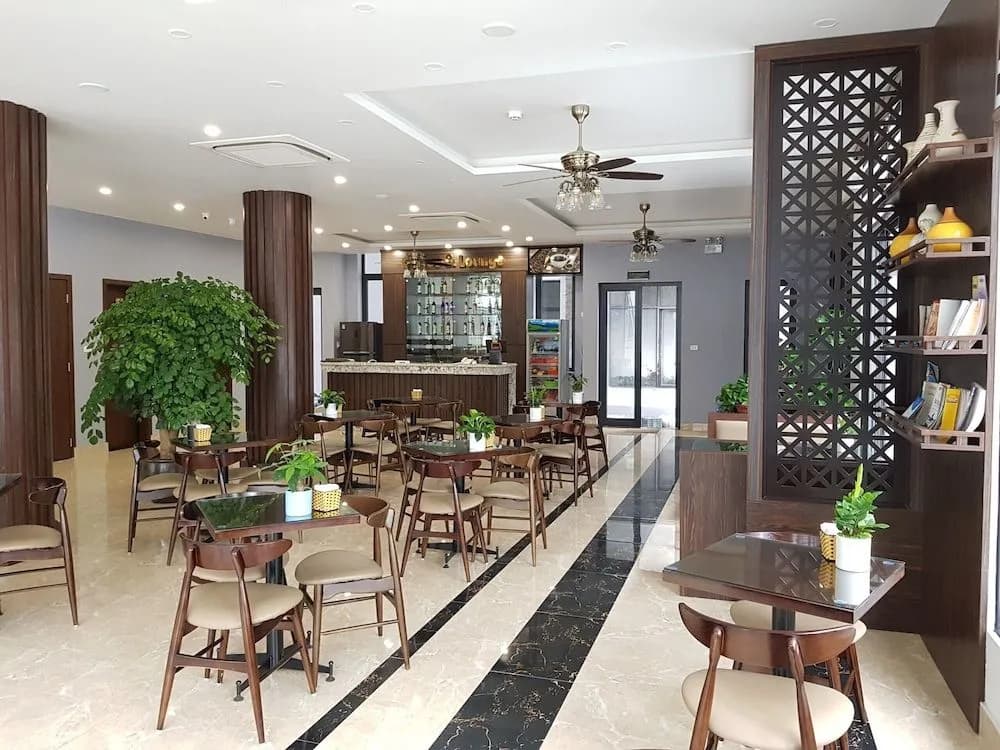 Helenhalong Hotel - photo 16
