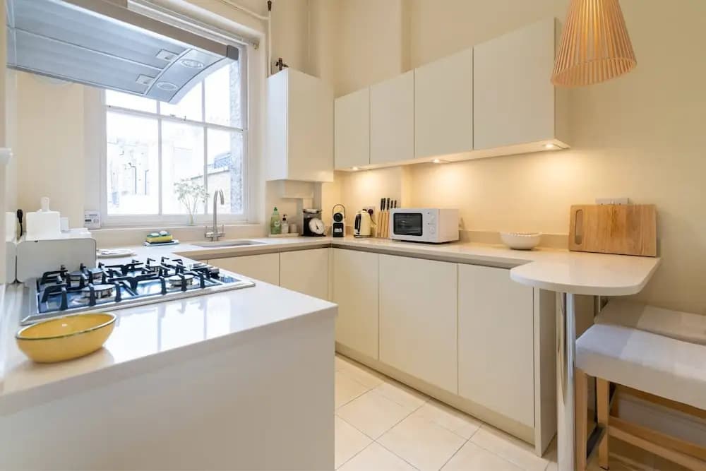Lovely Pimlico Home - photo 13