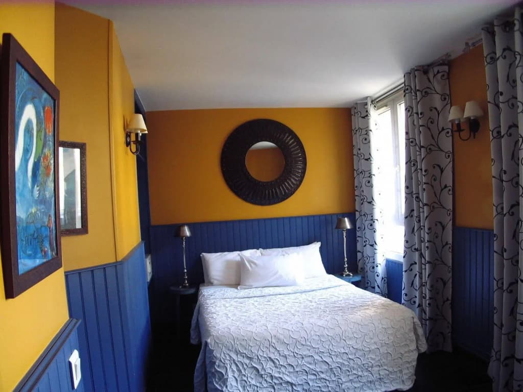 The Walled off Hotel Paris - photo 17