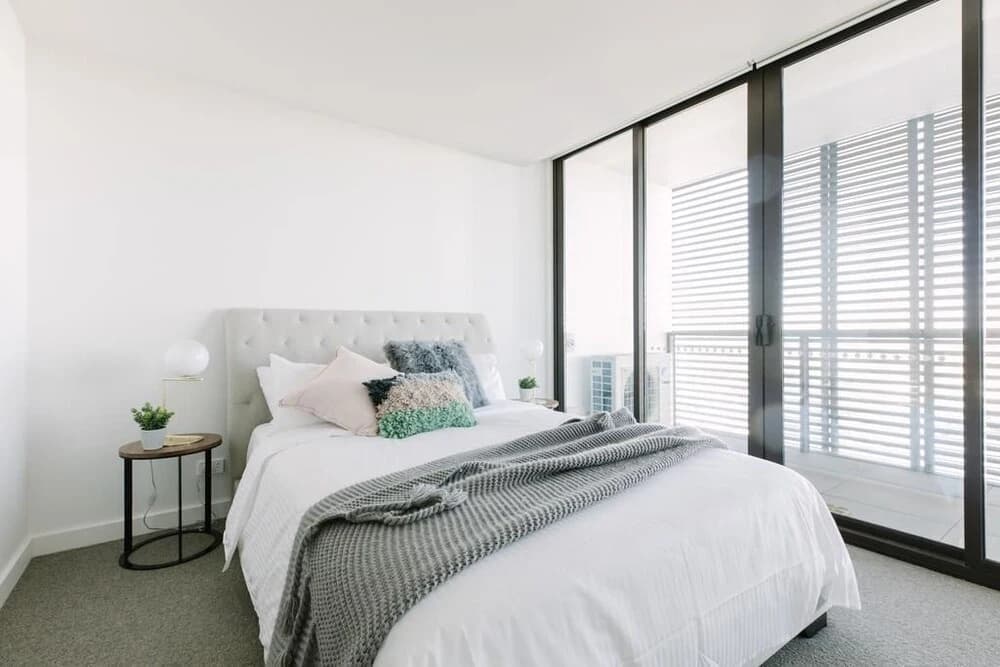 Super Spacious City View Apartments - photo 2