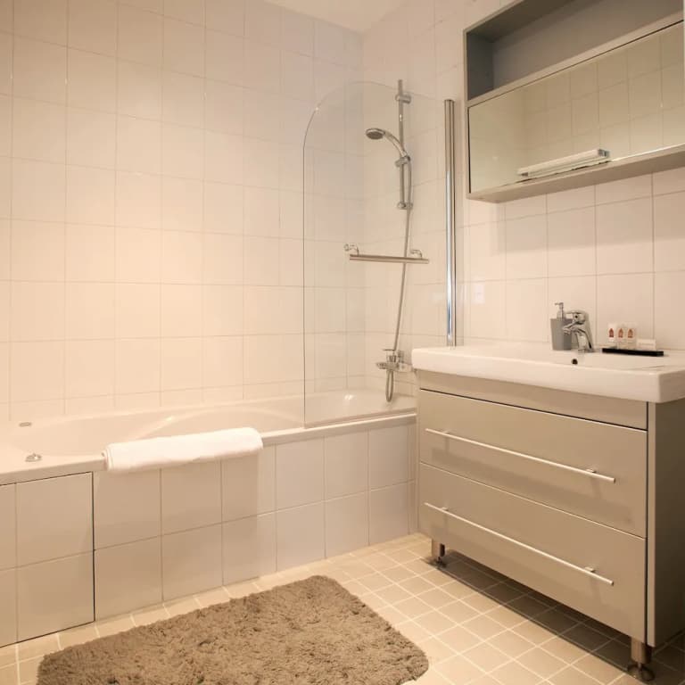 Nine Streets Apartments - photo 7
