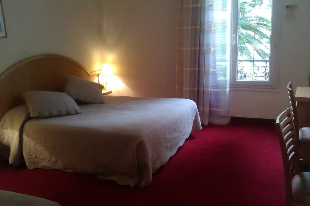 Hotel Oasis - photo 3