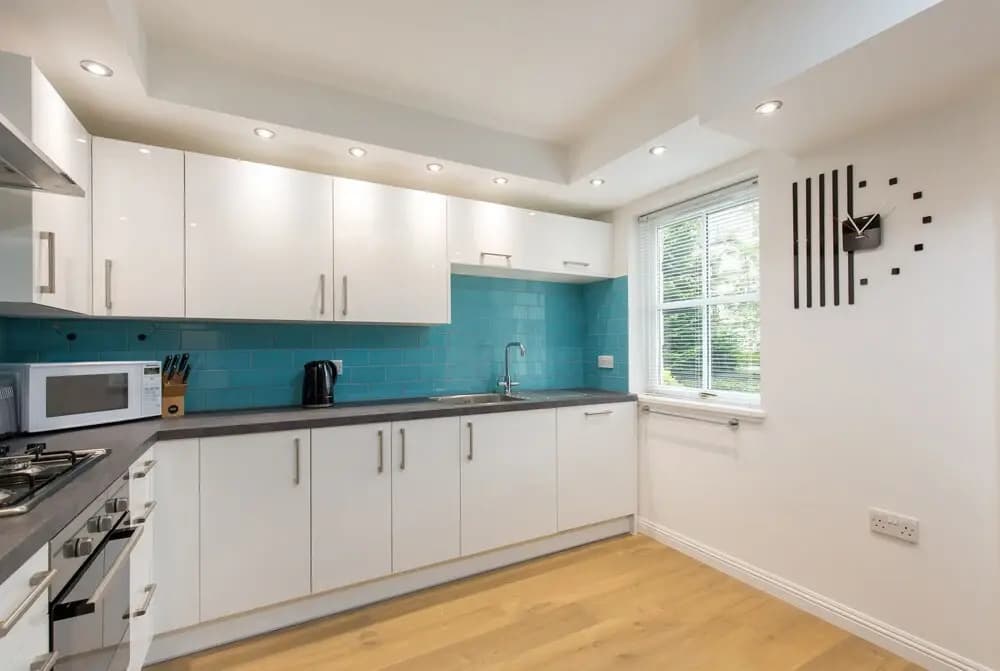 415 Huntingdon Place Apartment - photo 14