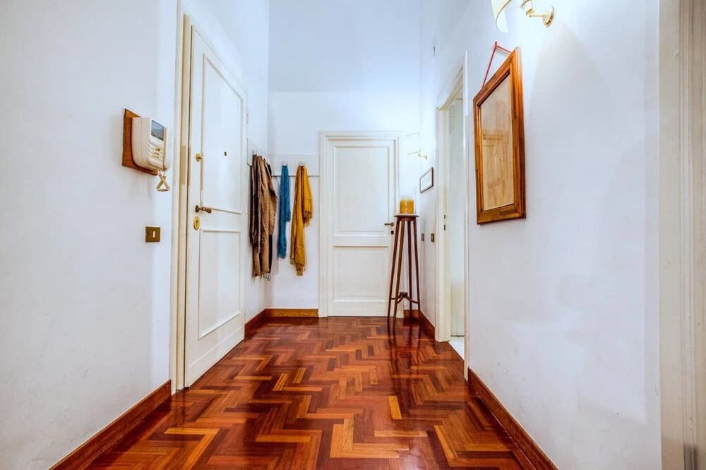 Well Decorated Flat With Amazing Central Location! - photo 11