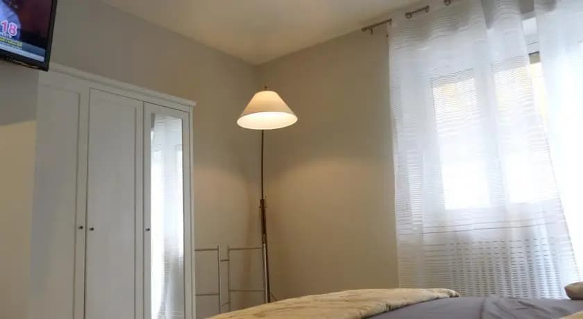 8Thfloorhouse - photo 7