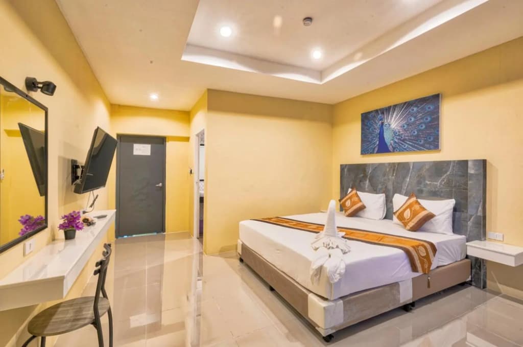 TJ Patong Hotel - photo 15