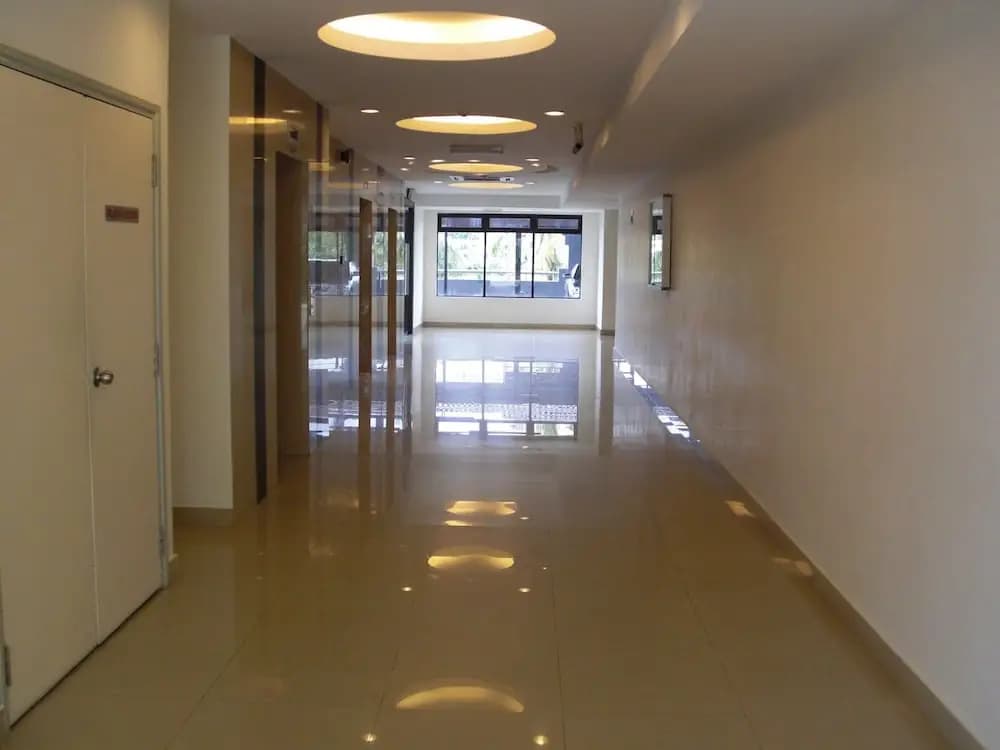 8 O Clock Lodge Condo Bandar Utama - photo 10