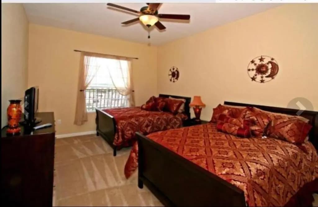 Executive 3 Bedroom Villa at Universal - photo 3