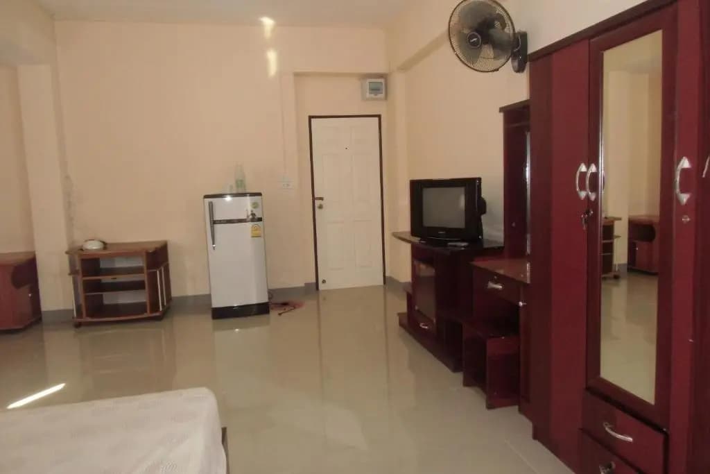 Chanaporn Place - photo 9