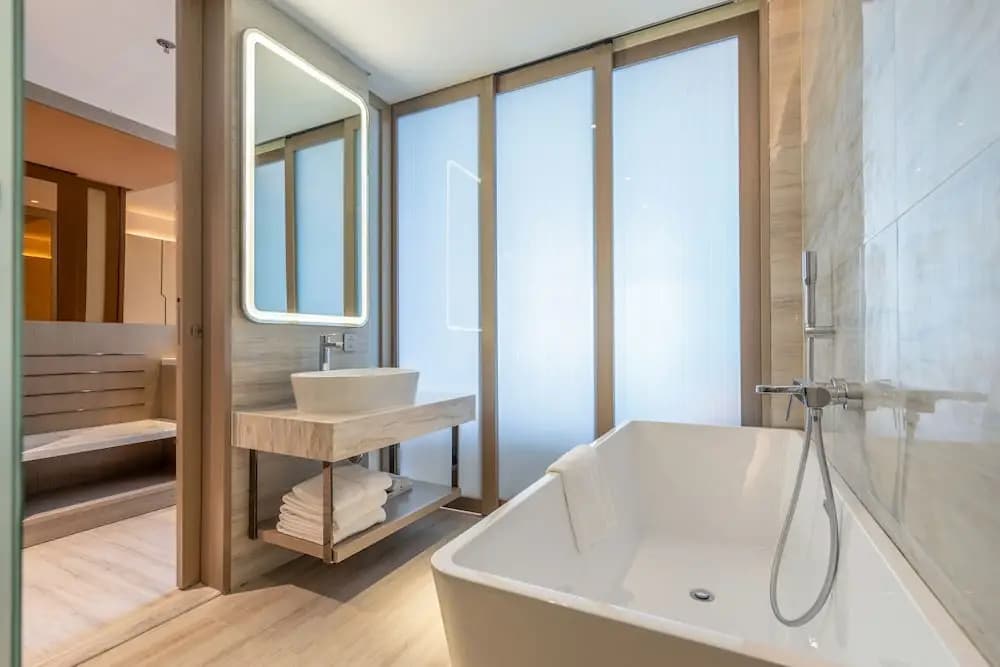 Awaken Danang Hotel - photo 11