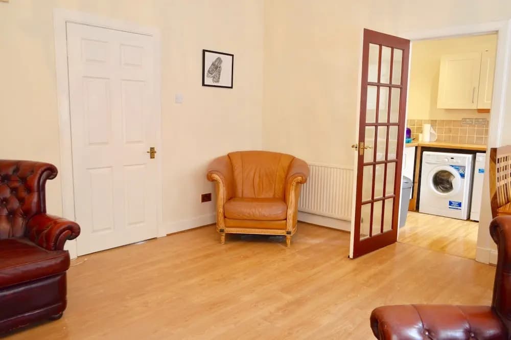 Central 3 Bedroom Flat - main photo