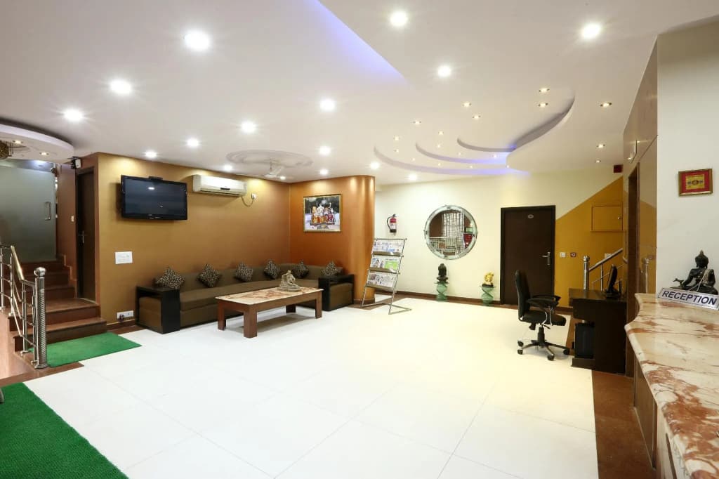 OYO 4184 Hotel Raj - photo 17