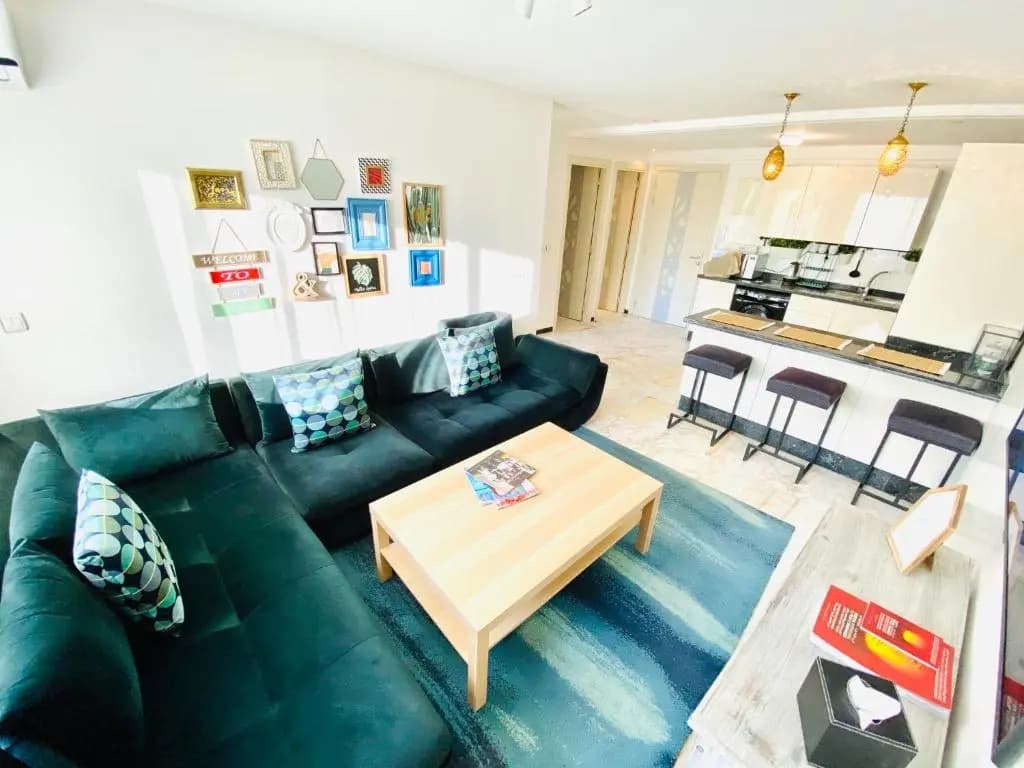 AiM HOUSE - main photo