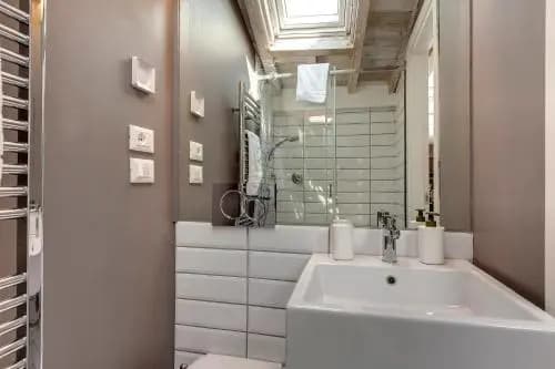 Badesse Terrace Apartment - photo 8