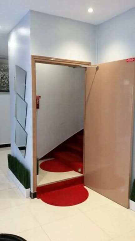 Hotel La Perle Montparnasse - photo 18