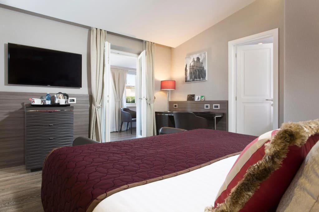 Hotel Artemide - photo 5