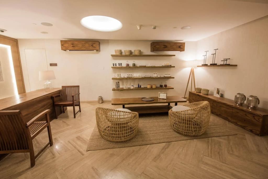 The Avenue Hotel - photo 26