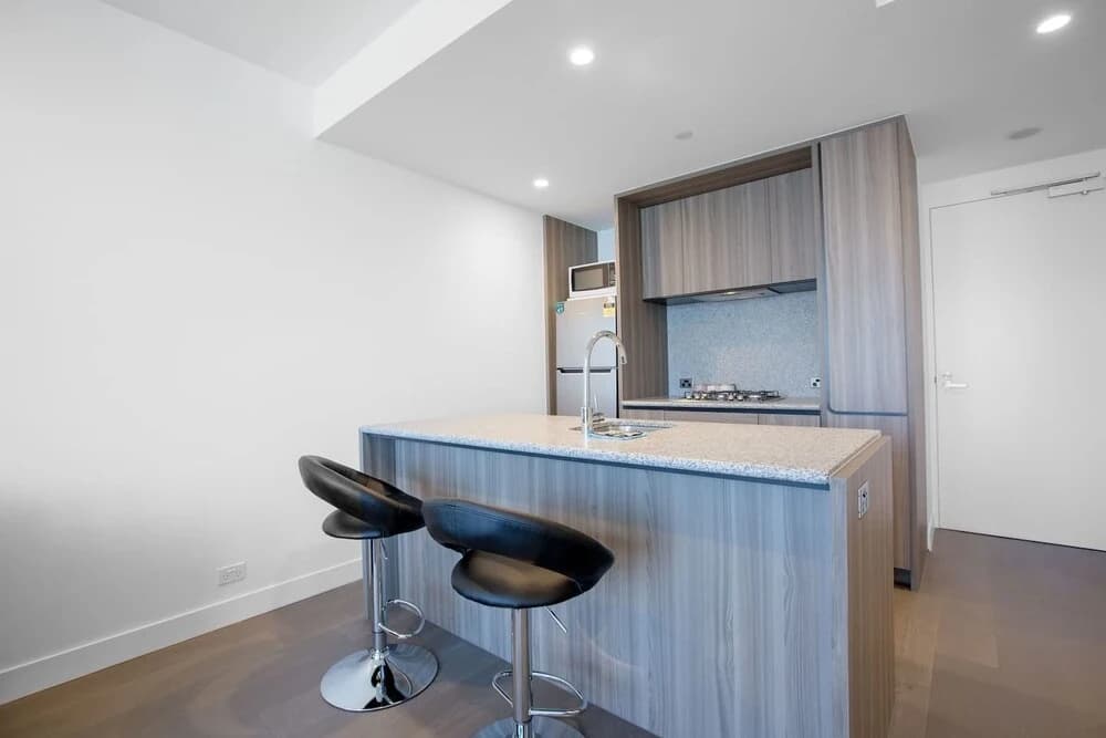 Charming Gem In Center Melbourne - photo 1