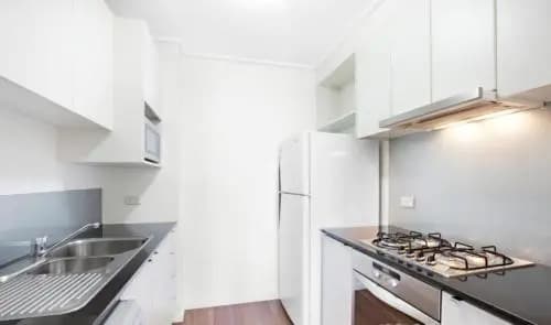 City Tower Apartment - photo 11