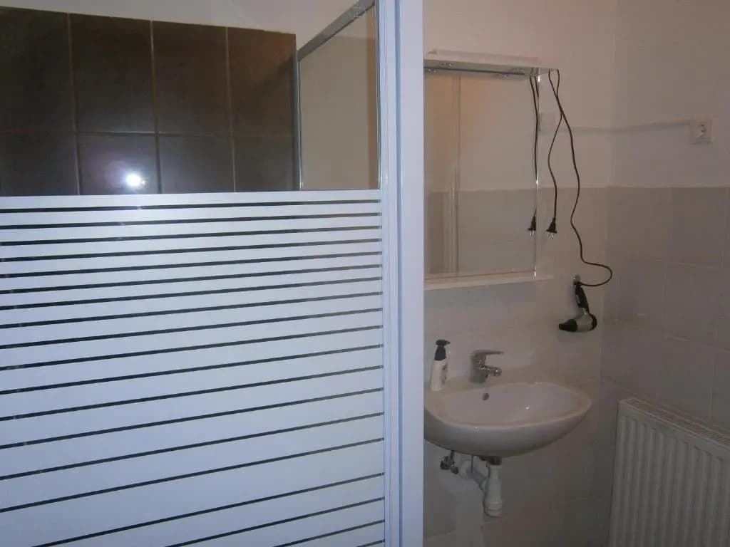 Elvis Guesthouse Budapest - photo 9
