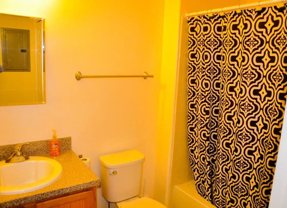 Sunny Guesthouse - photo 8