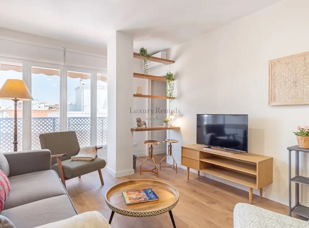 Apartment for 4 in Chamberi ( Plaza Olavide II ) - photo 2