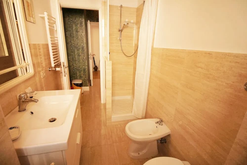 Vatican Architects Apartment - photo 7