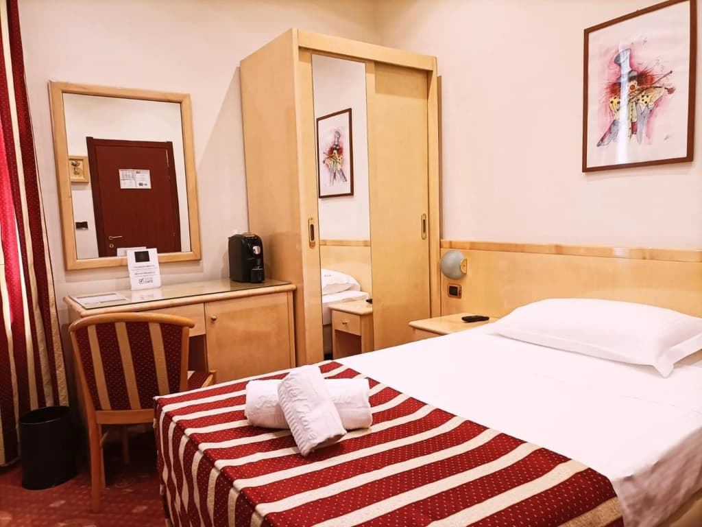 Hotel Fiorella Milano - photo 48