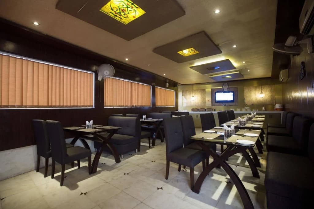 Hotel Krishna - photo 21