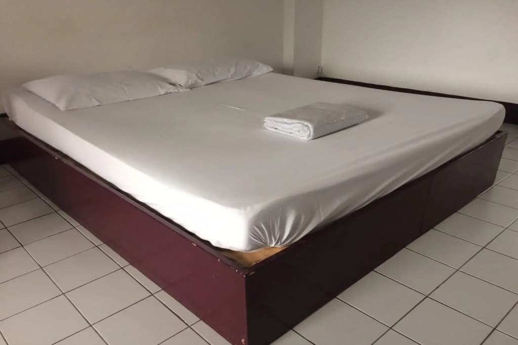 NR Guesthouse - photo 3