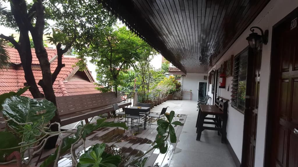 Libra Guesthouse - photo 9