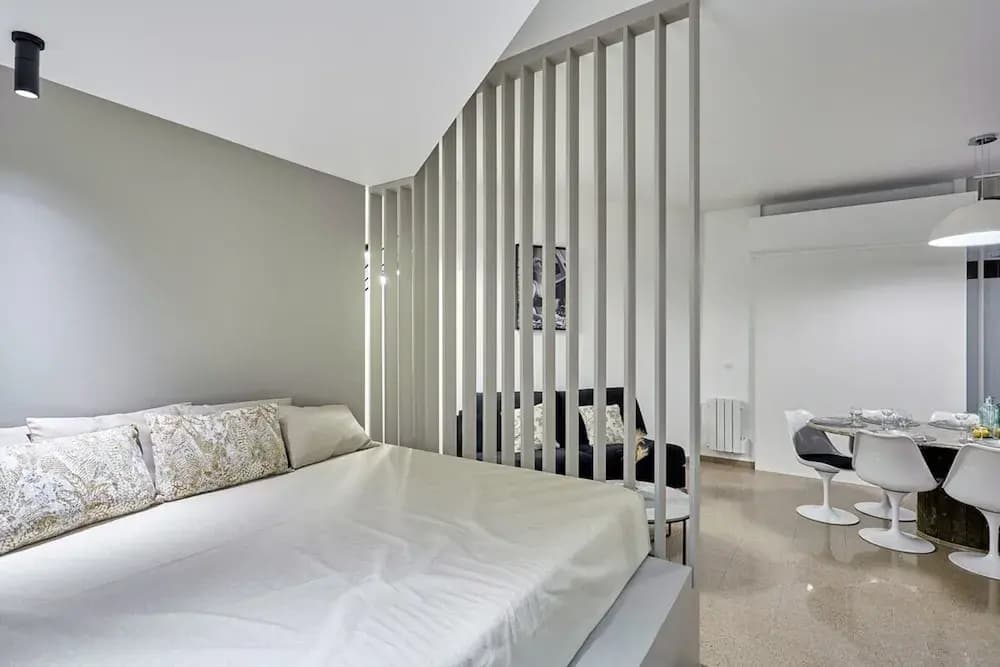 Modern Parisian Apartment Center of Paris - photo 3