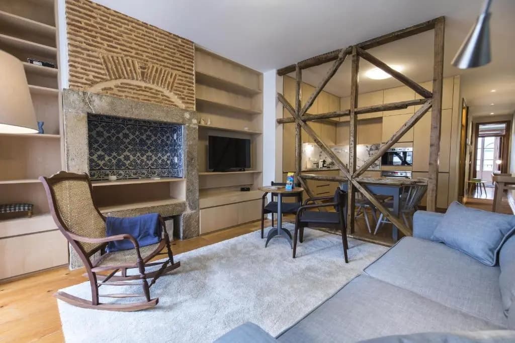 Rustic Flat at Lisbon's Heart - photo 2