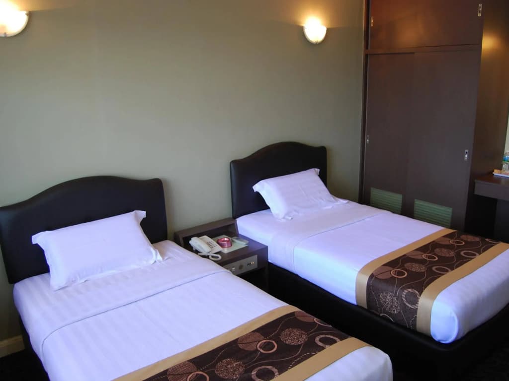 Greenlast Hotel - photo 4